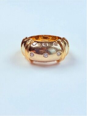Estate 18K Yellow Gold .18 CT Real Diamond Metro Band Dome Vintage Pinky Ring